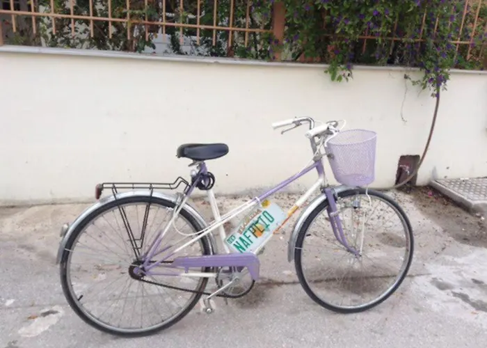 Hide Away In Discounts Návplio