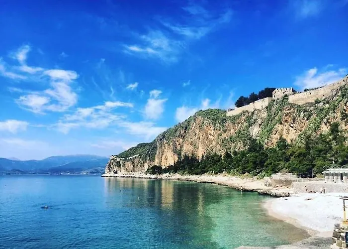 Hide Away In Discounts * Návplio